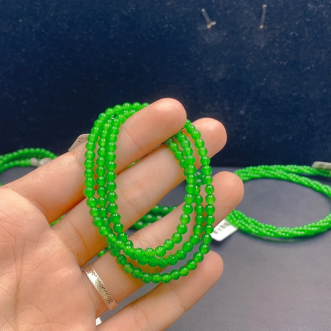 翡翠未镶嵌项链