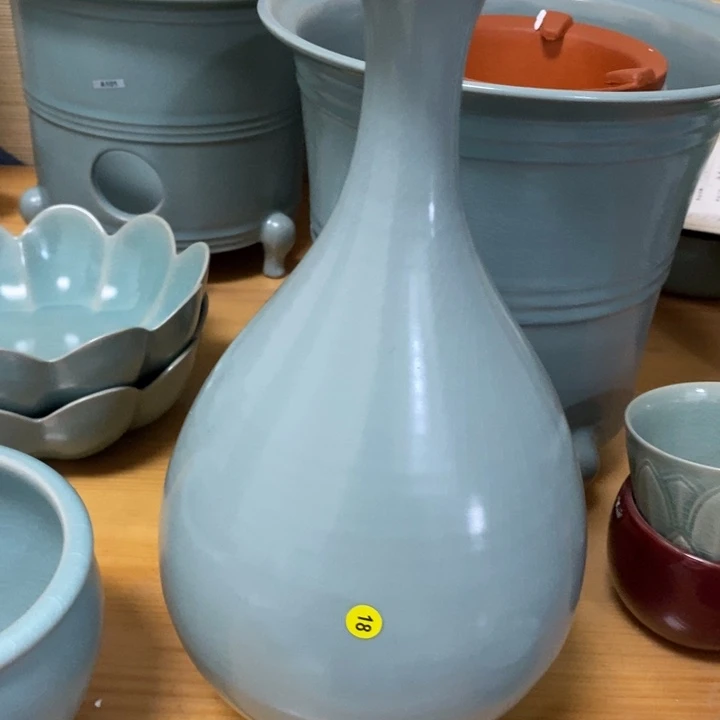 （***）瓷片玉壶春瓶一一一一