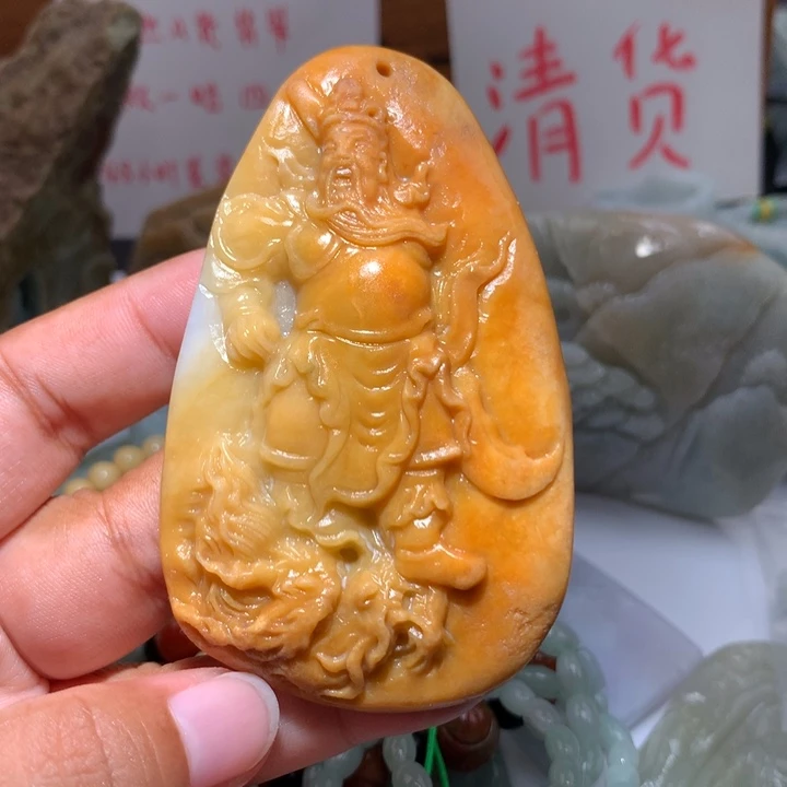 翡翠未镶嵌颈饰保真天然A货翡翠