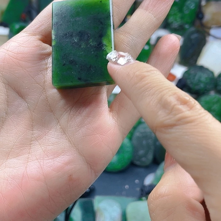 未镶嵌和田玉珠宝半成品