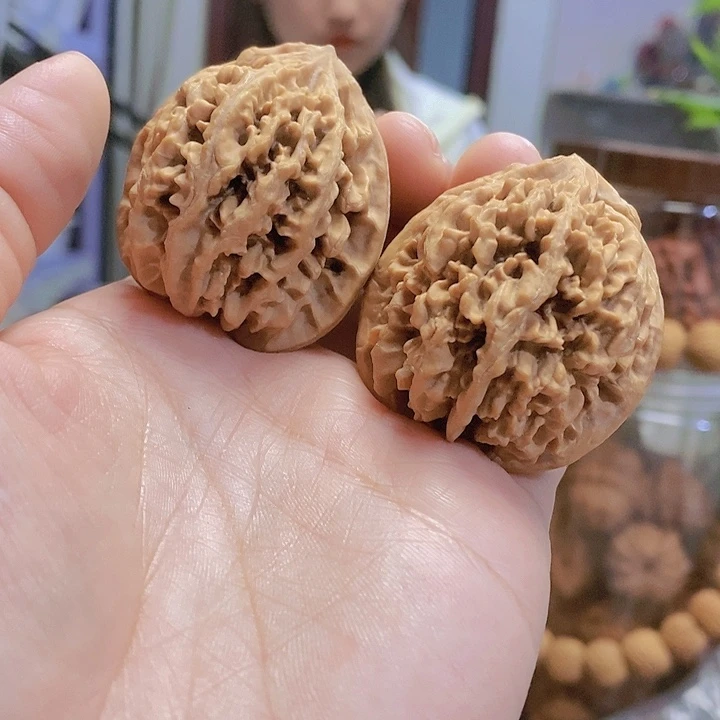 【闪购商品】文玩核桃把件茶****～39.5状元冠