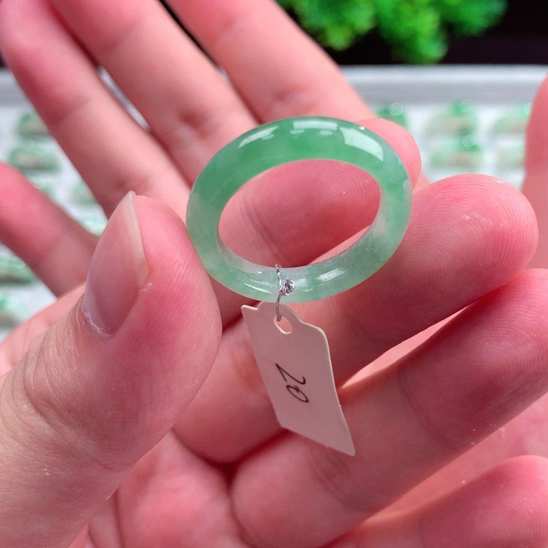 未镶嵌戒指翡翠天然