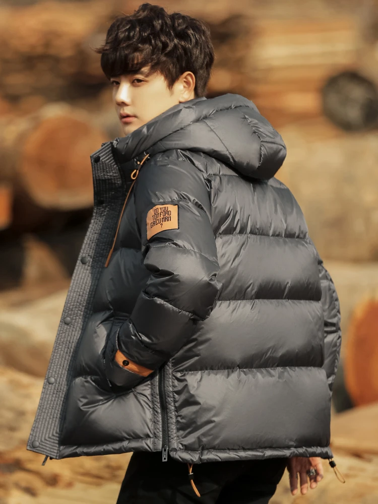 2025冬季短款时尚连帽轻薄男士羽绒服撞色拼接潮流加厚青少年外套