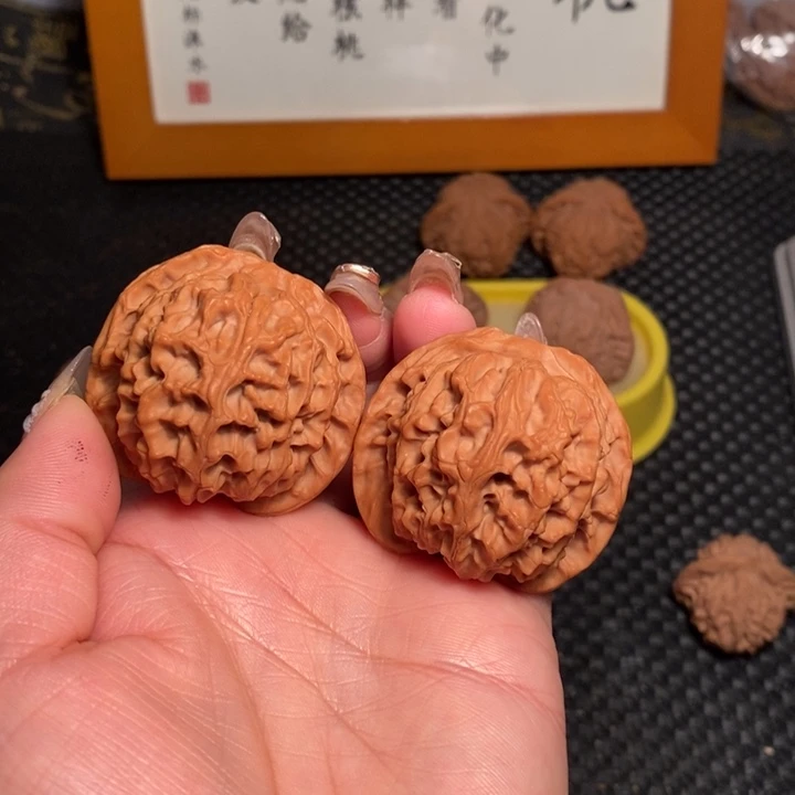 文玩核桃把件薪*逸42苹果