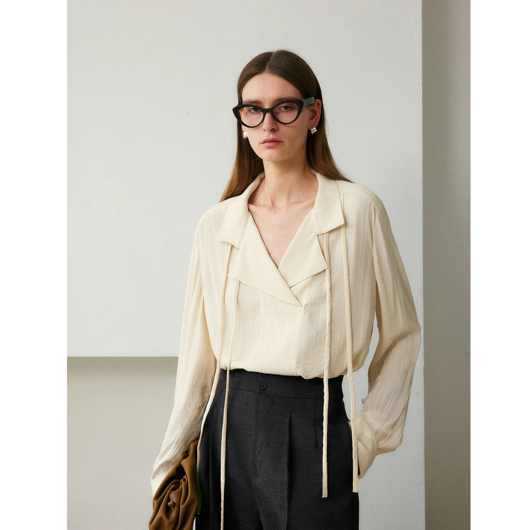 LYNEE X TORIL 【巴黎信笺】系带翻领上衣百搭条纹衬衫TGD2FAW008