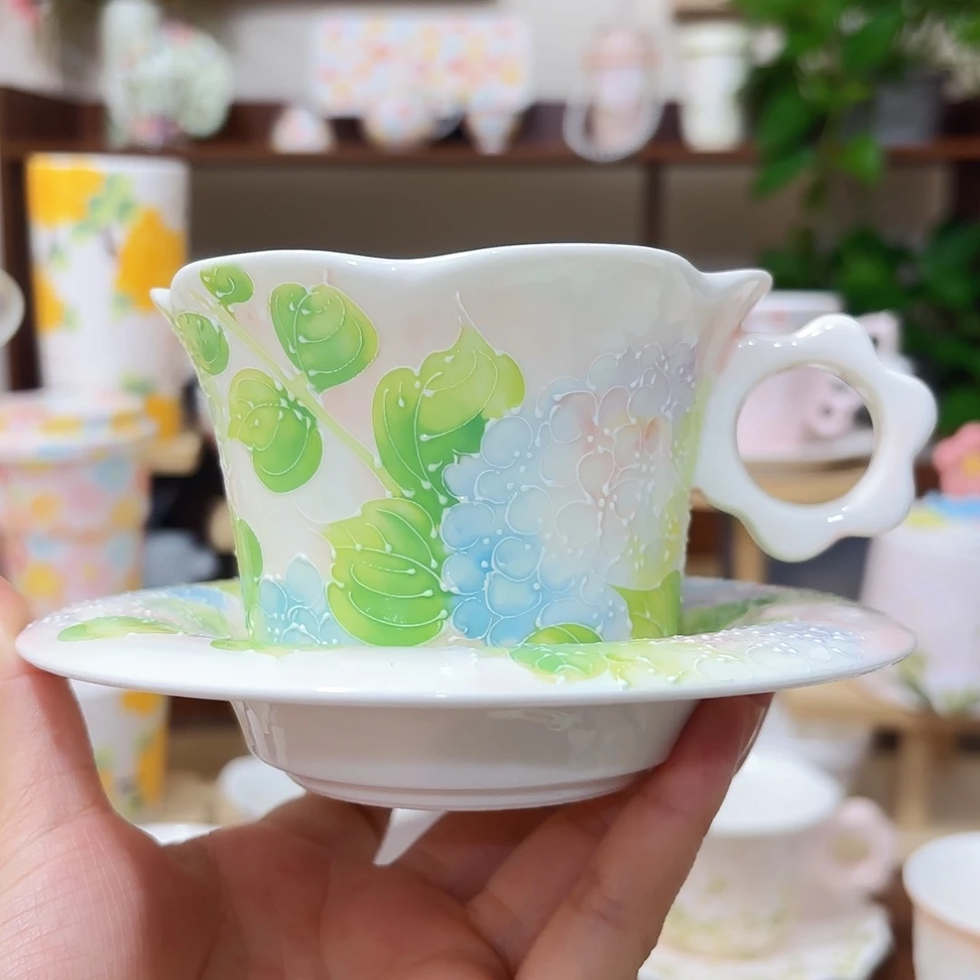 手绘创意高温釉下彩陶瓷