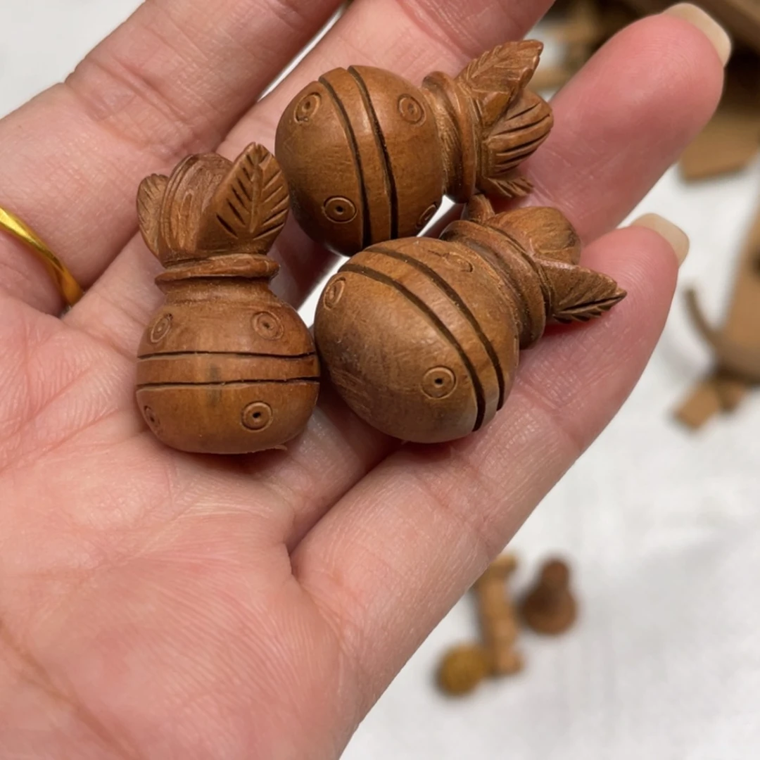 【闪购商品】檀香木其他小吊坠