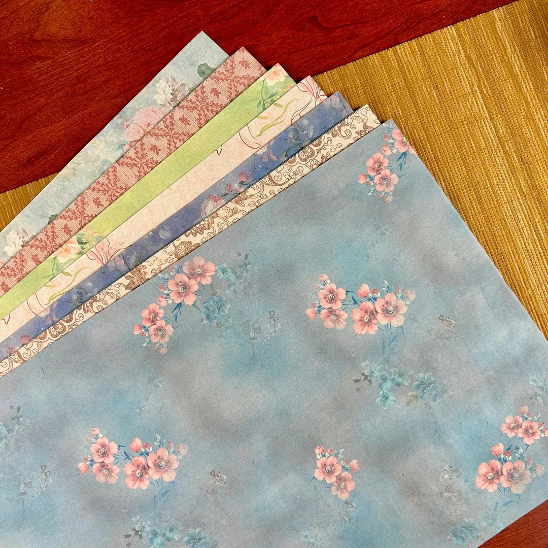 155.【褚皮花纹五十款】四尺对开五十张半生熟小楷书法作品纸