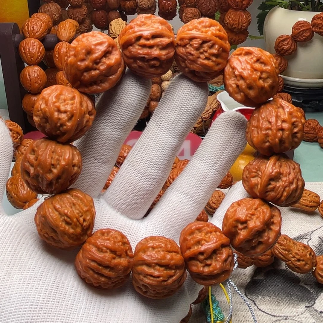 文玩核桃手串秋子