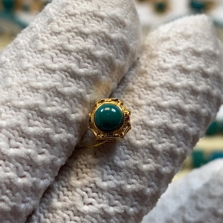 绿松石珠宝奇石18K金镶嵌A546