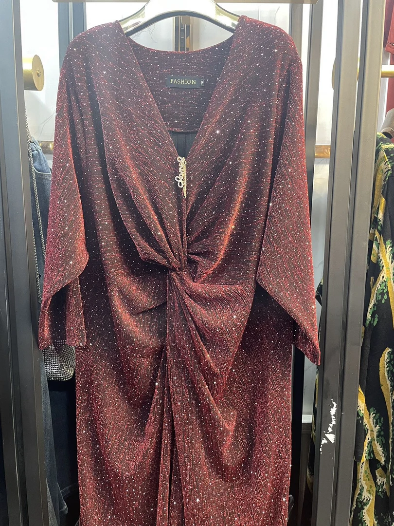 裙子宽松秋冬简约针织时尚休闲百搭女士夏季红色长款气质温泉印花