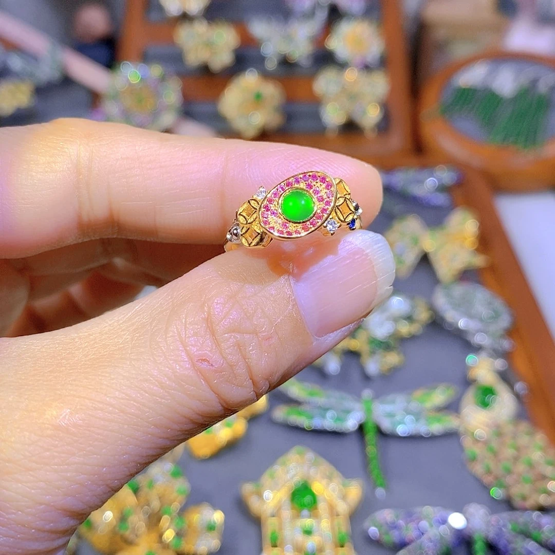 颈饰银S925镶嵌翡翠