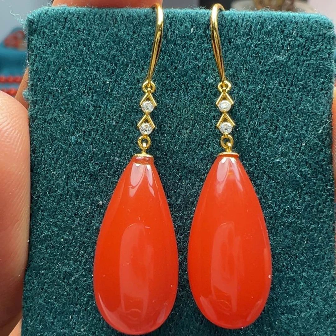 南红玛瑙天然原矿水滴耳坠18K金镶嵌