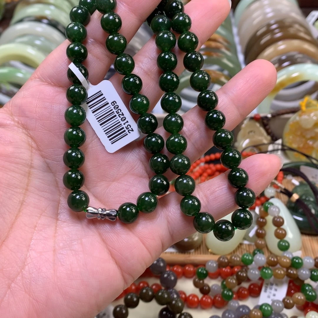 和田玉未镶嵌颈饰卡0.8