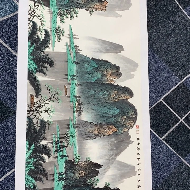 手绘作品等多种形式进行