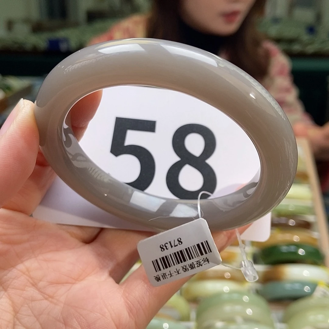 和田玉手镯未镶嵌Y****/