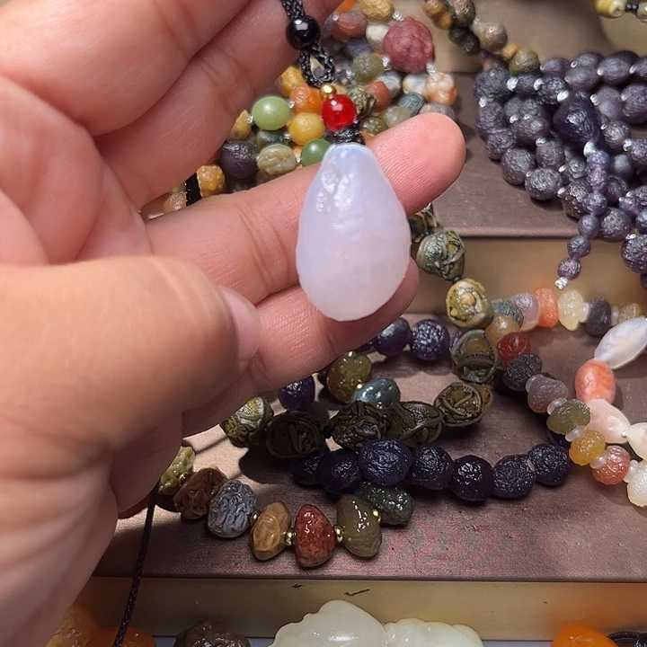 阿拉善彩玛瑙手串