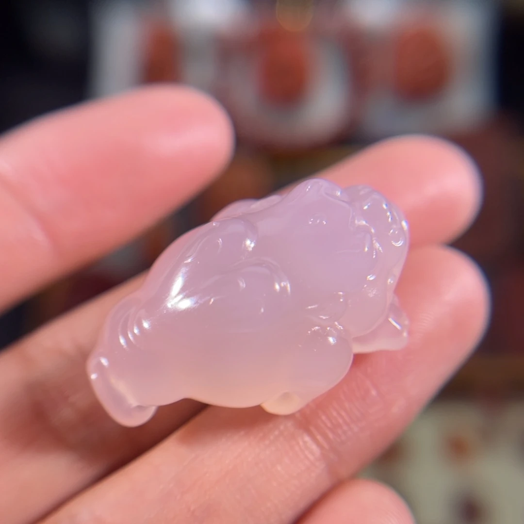 玛瑙/玉髓未镶嵌金蟾29.8*19.7