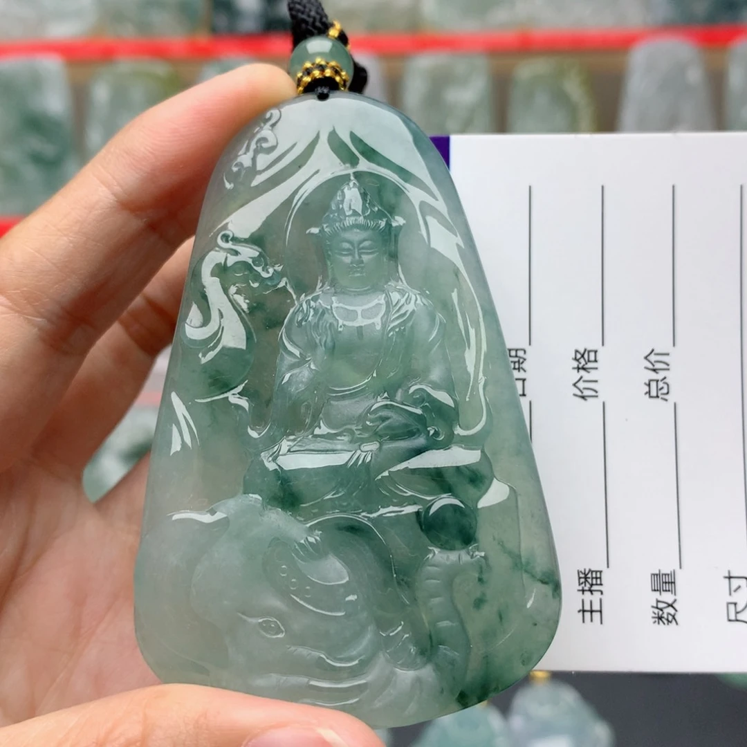 翡翠颈饰未镶嵌普贤