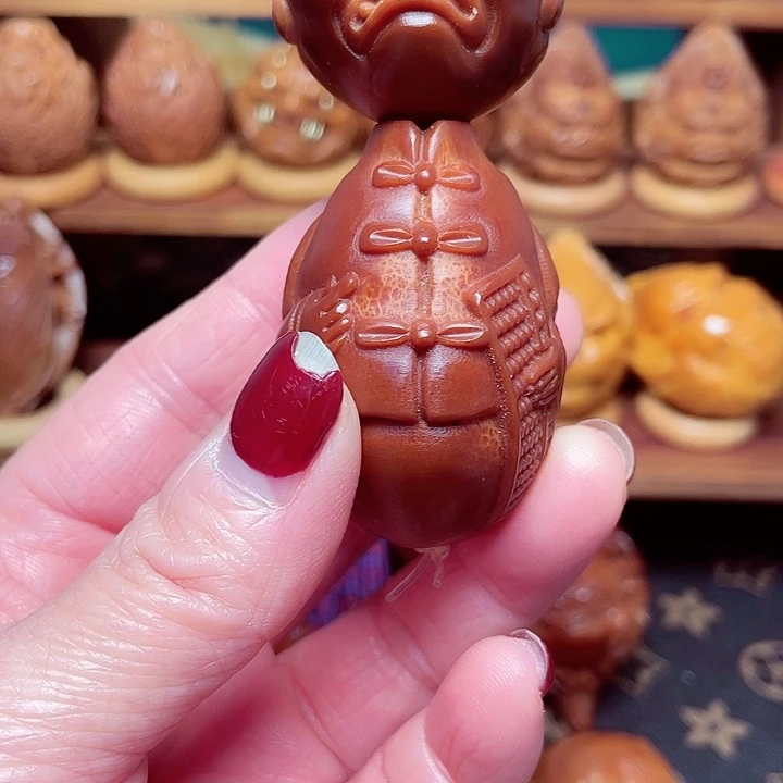 吊坠橄榄核地主老财