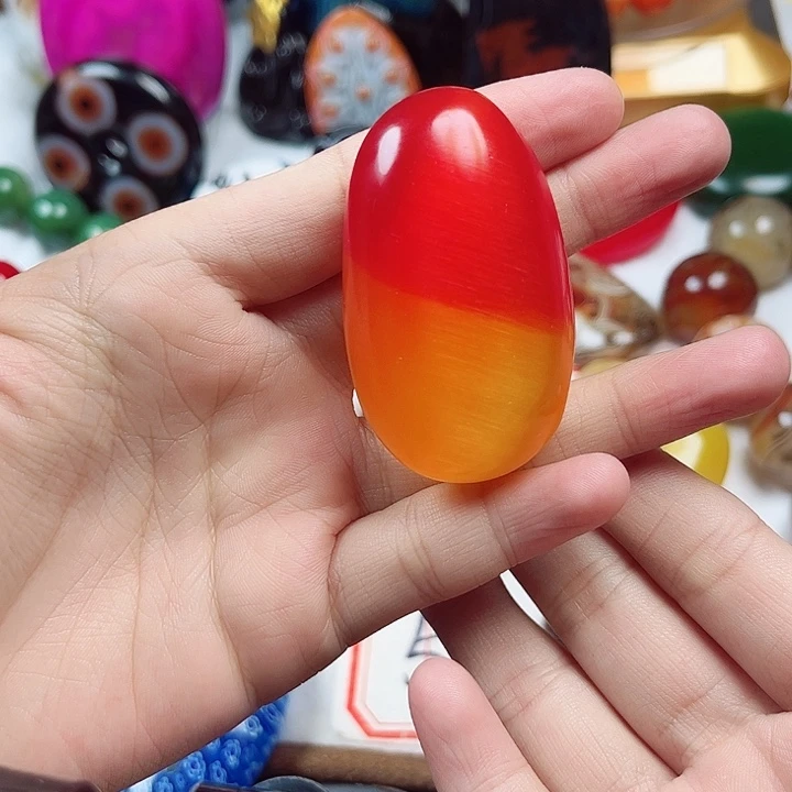 玛瑙/玉髓未镶嵌珠宝奇石