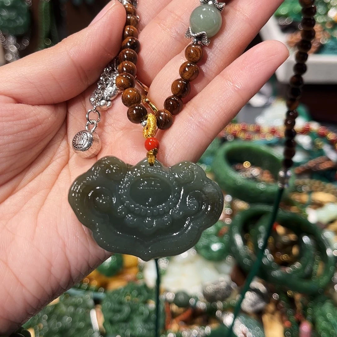 未镶嵌岫玉毛衣链