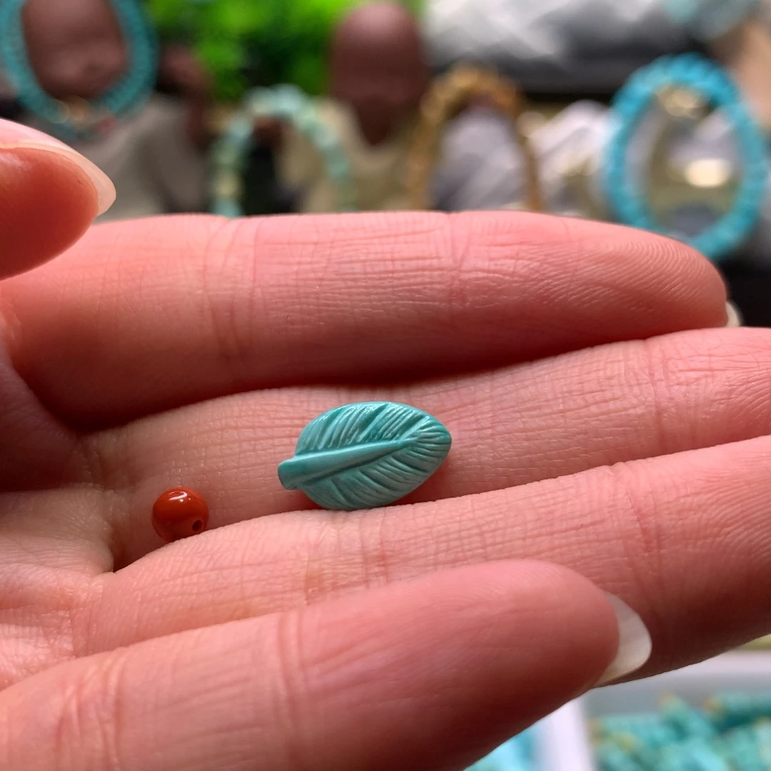 南红玛瑙配饰未镶嵌