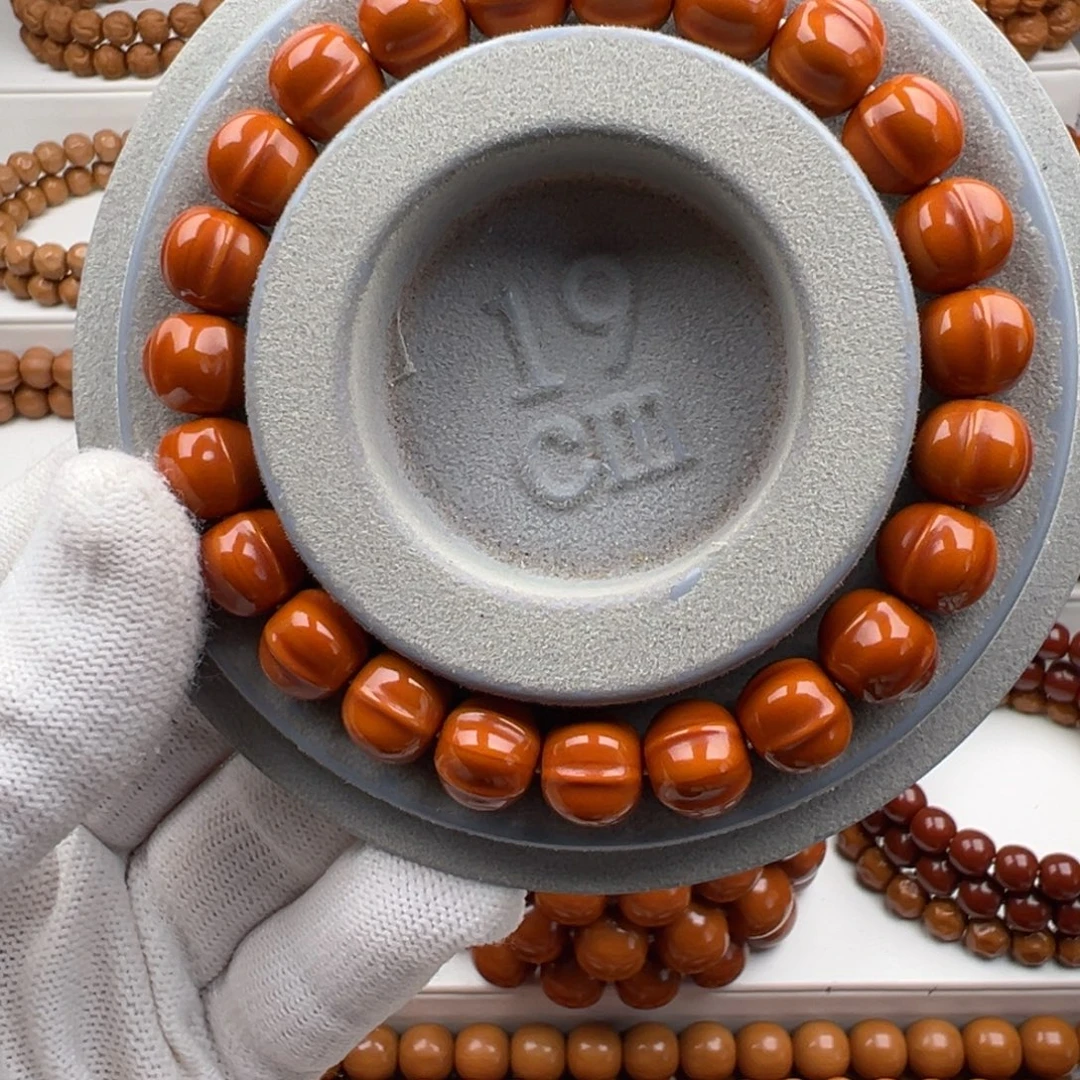 穗***岁猴头核桃吊坠小老行