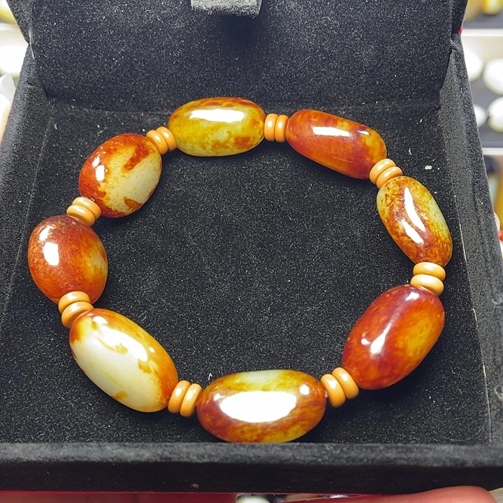 和田玉未镶嵌手串