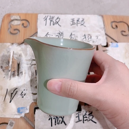 微瑕介意的勿拍,喜欢再下单,谢谢支持