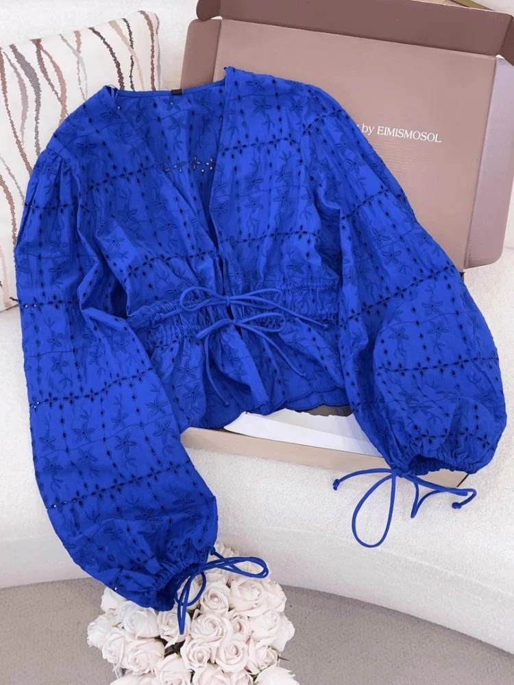 灯笼袖系带镂空衬衫女2025秋季流行单品新款上衣重工设计感小衫潮