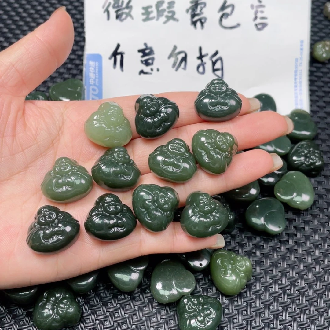 和田玉未镶嵌颈饰福利款抱抱佛8