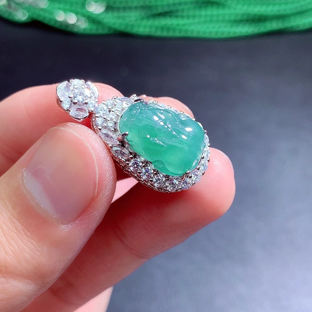 颈饰未镶嵌翡翠翡翠