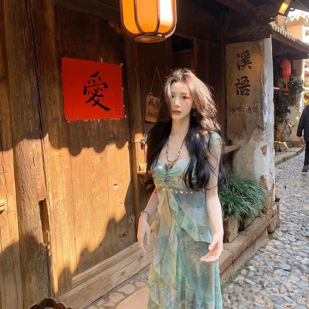 人鱼公主吊带气质连衣裙女夏晕染吊带裙显瘦度假风法式长裙子收腰