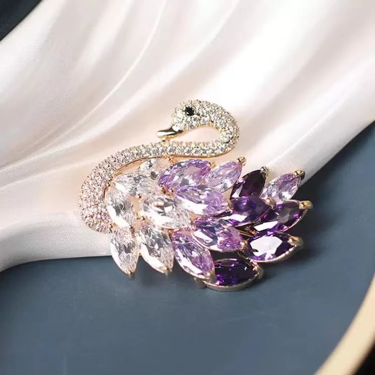 合金合成锆石胸针 【88553】渐变天鹅轻奢高档时尚可爱百搭精