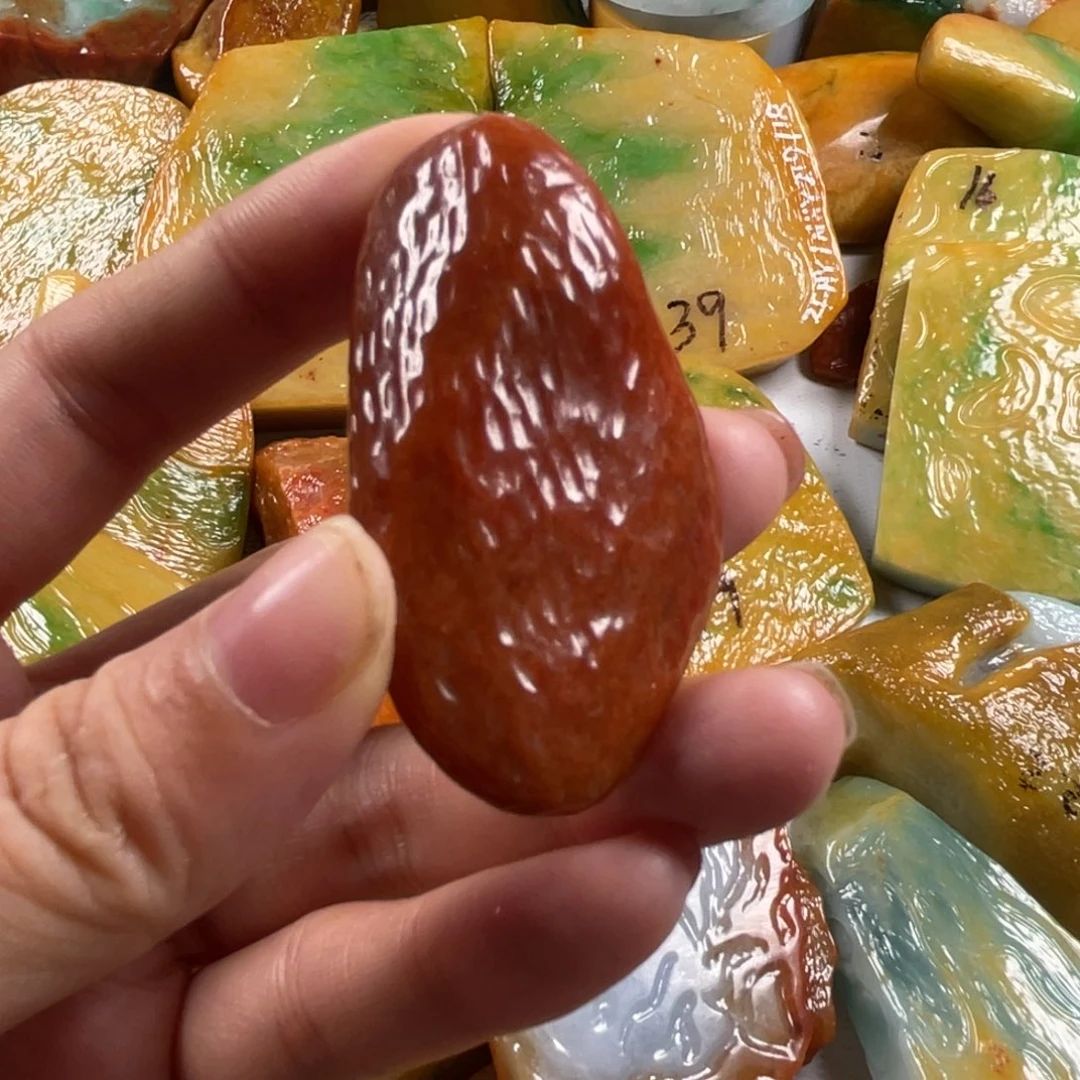 【闪购商品】颈饰未镶嵌翡翠翡翠