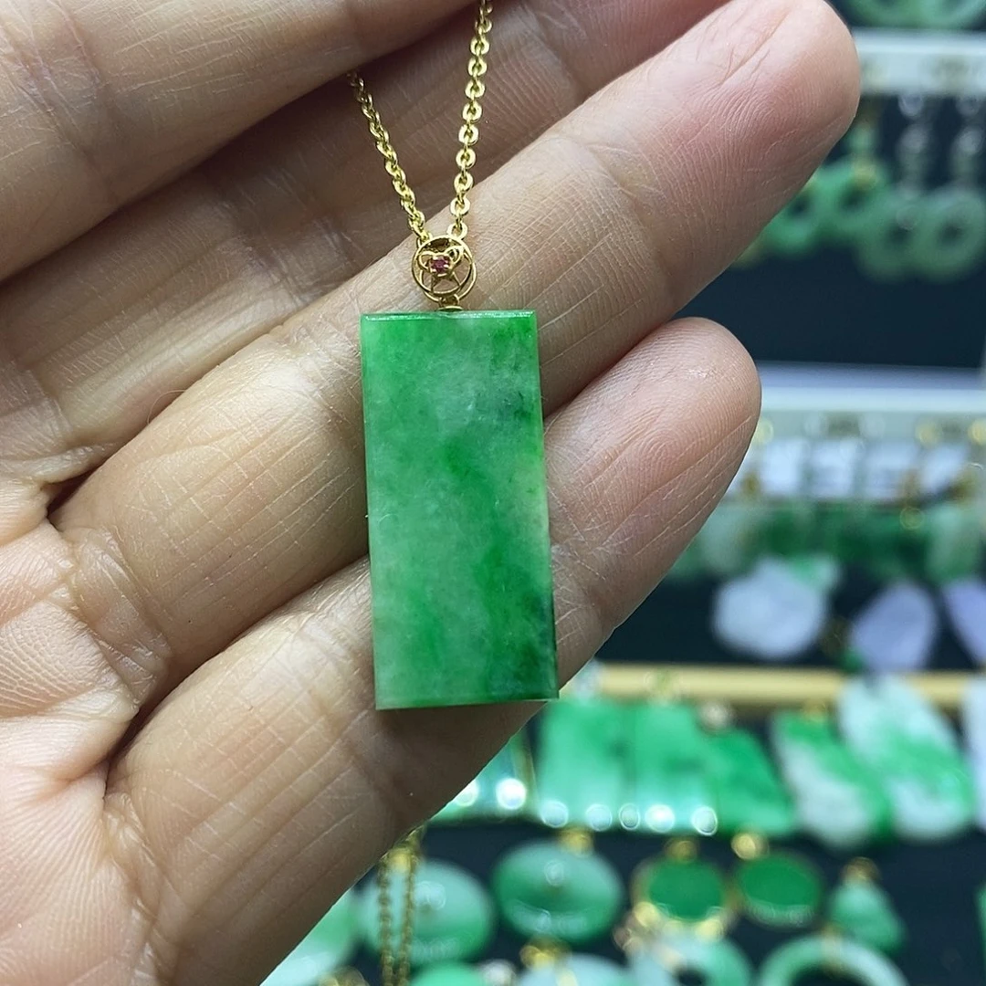 翡翠18K金镶嵌吊坠(赠链)吊坠