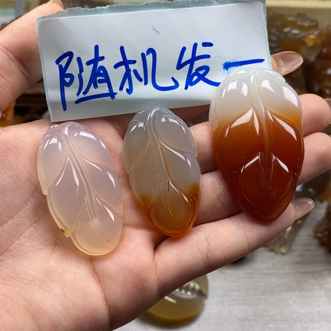 玛瑙/玉髓未镶嵌颈饰