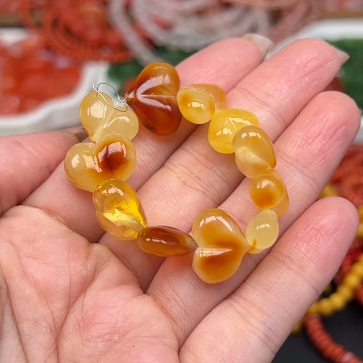 琥珀未镶嵌吊坠(不含链)多样性