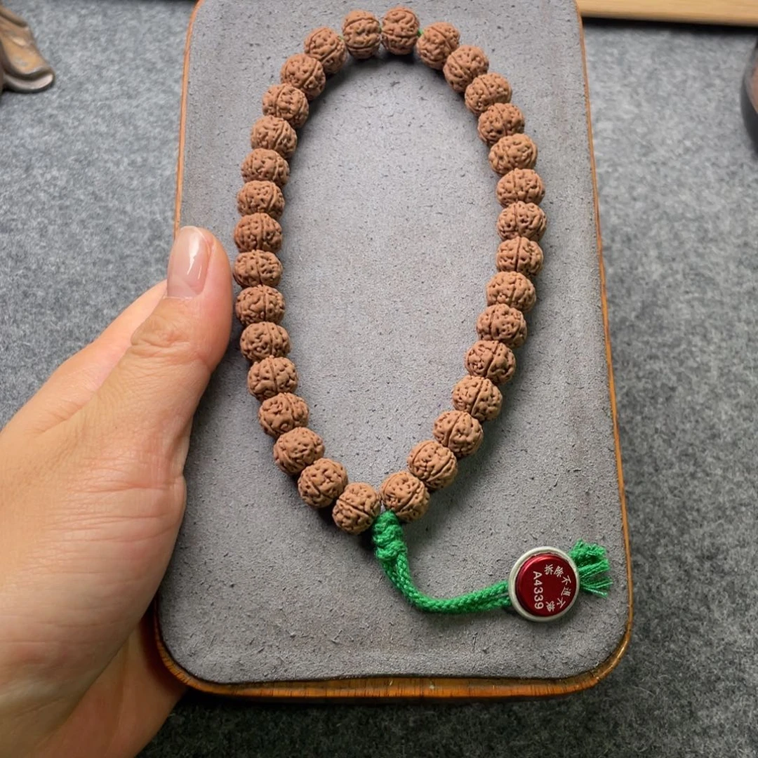 金刚菩提吊坠老树