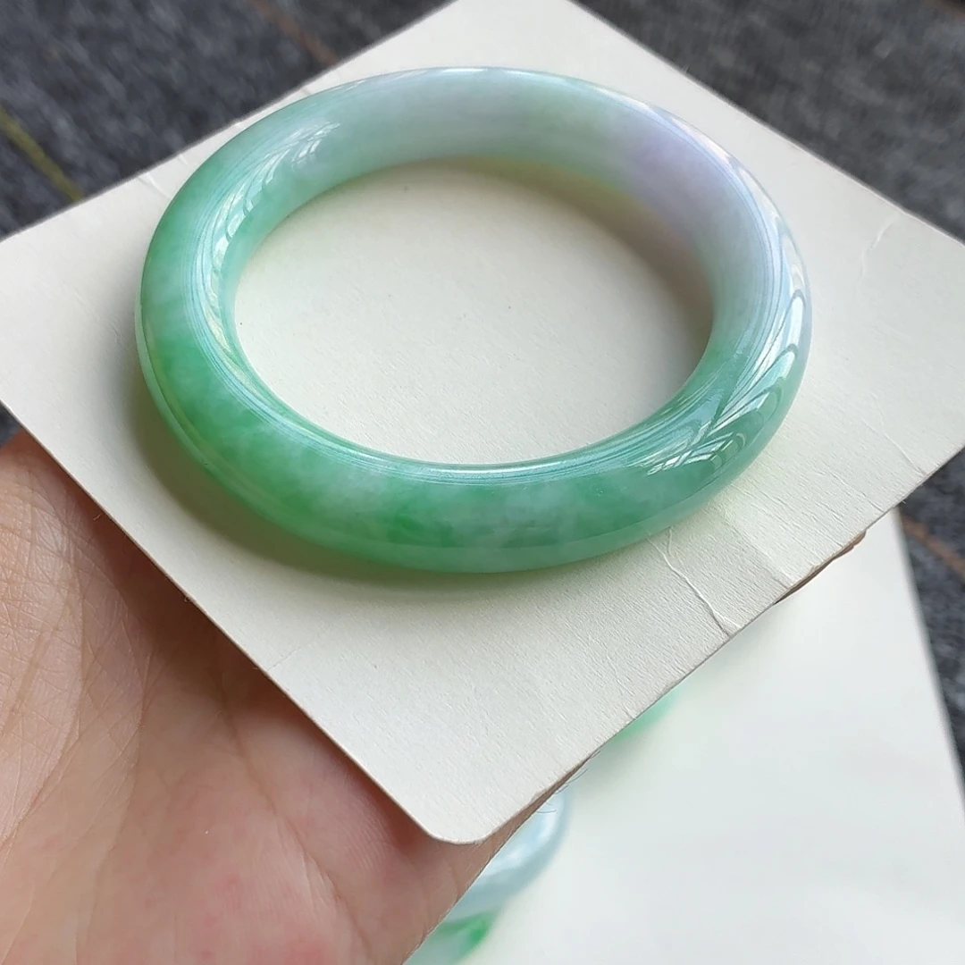 翡翠手镯未镶嵌春彩圆条54.4