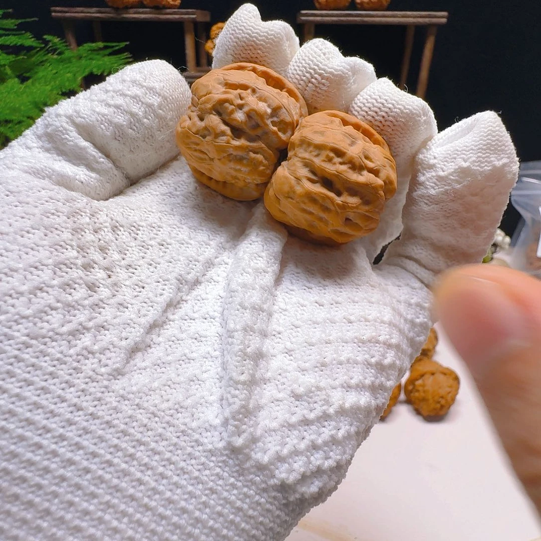 核桃把件天**上奶油蜡皮蛤蟆头边33