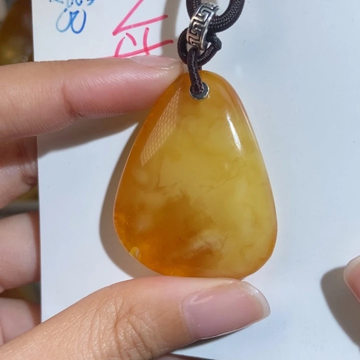 定制琥珀未镶嵌琥珀