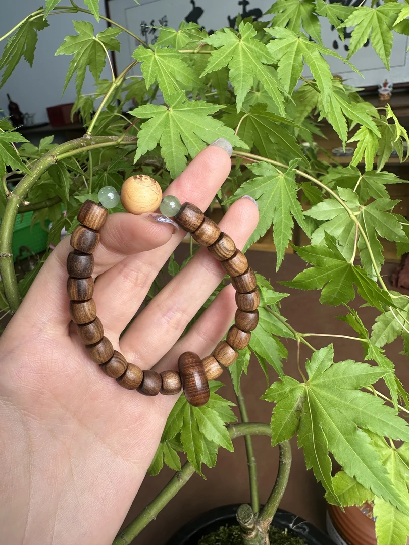 0221-黑花梨8mm*22桶珠-无盒子