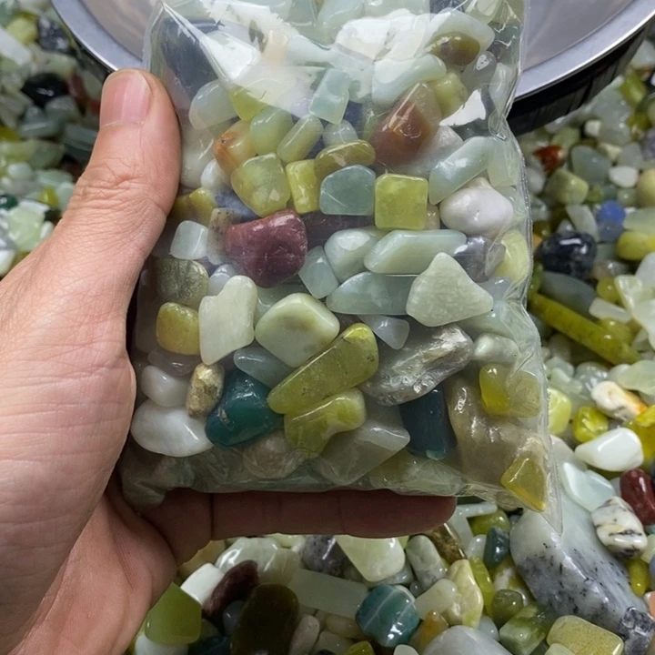 蛇纹石玉未镶嵌鱼缸石