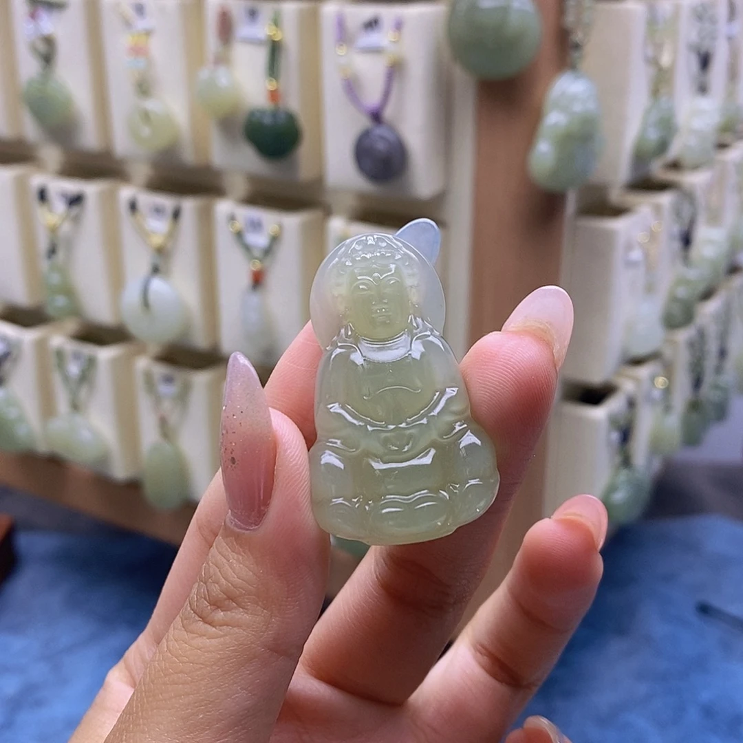 和田玉未镶嵌颈饰心**水