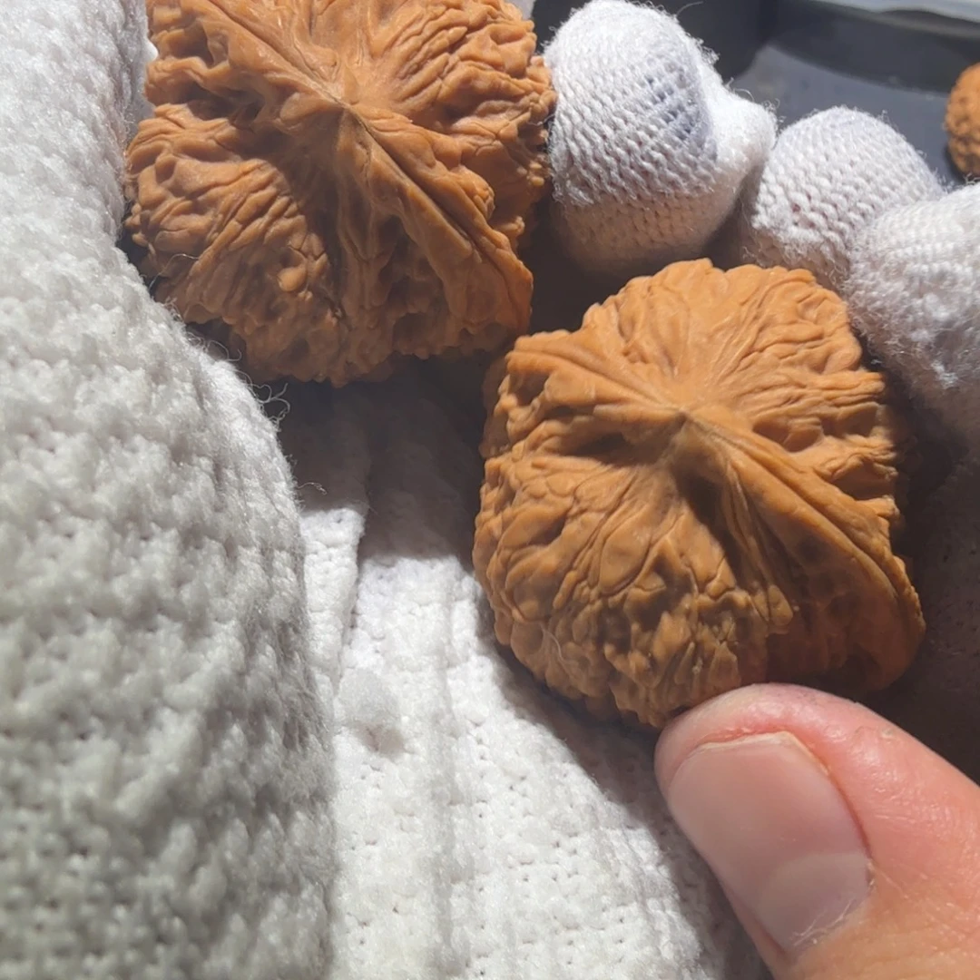 文玩核桃把件南疆