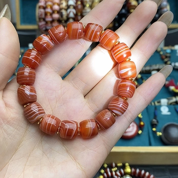 玛瑙/玉髓颈饰合金