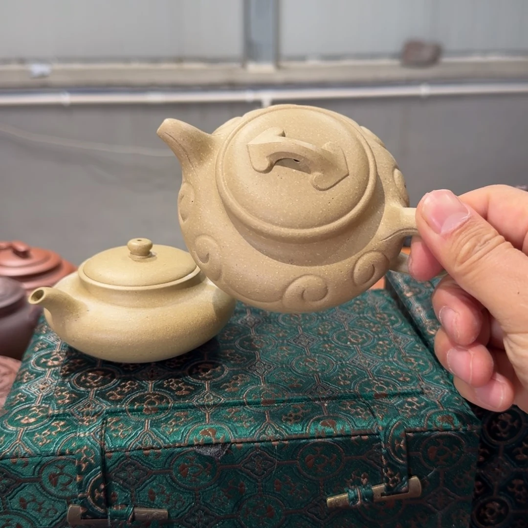 汪***期茶壶紫砂原矿的制作方法是用