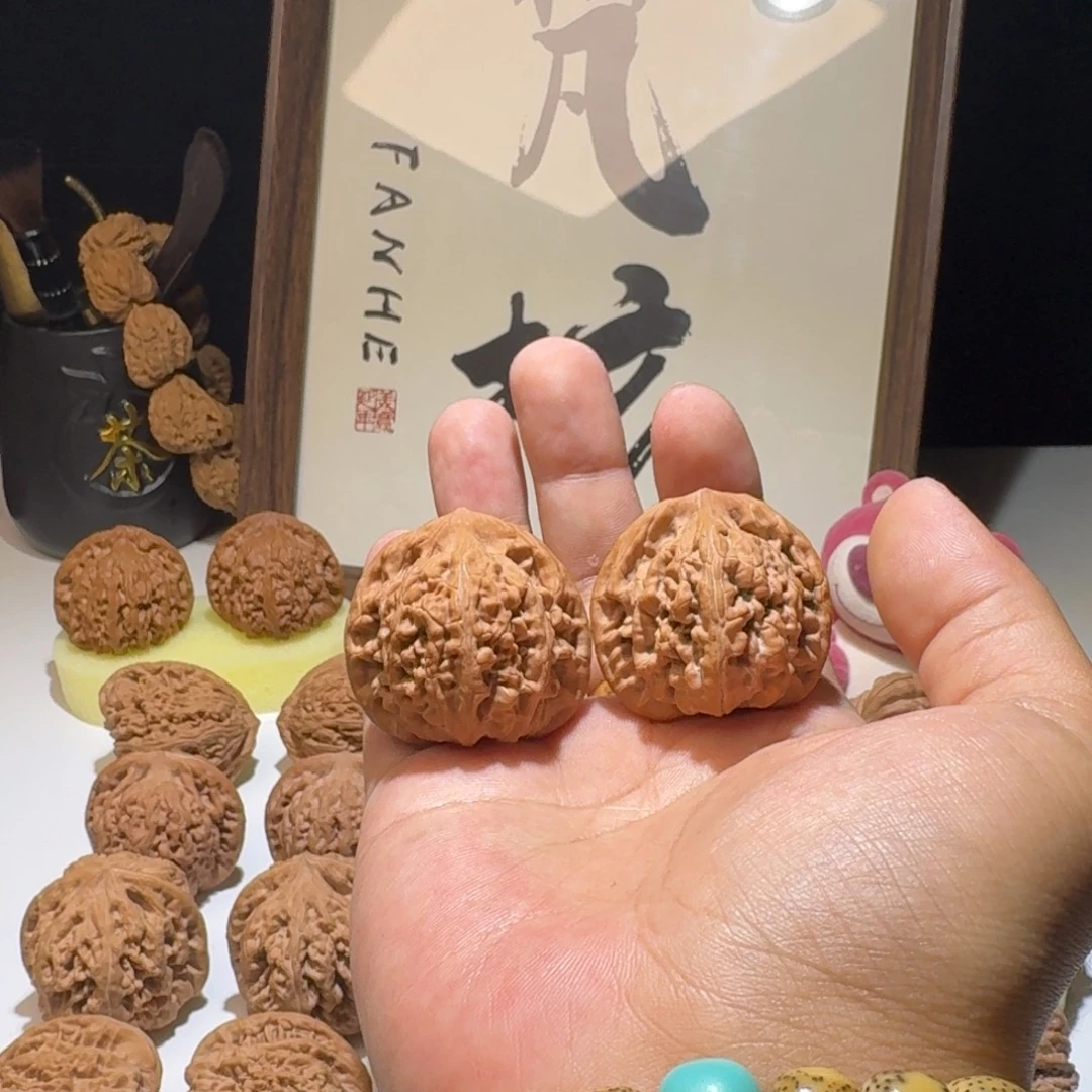文玩核桃吊坠38尺寸望月狮子头
